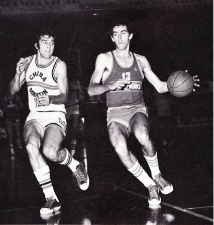 Paolo Bianchi in maglia del Cinzano attaccato da Bruno Riva